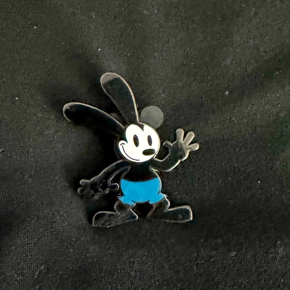 Disney Other - Oswald trading pin